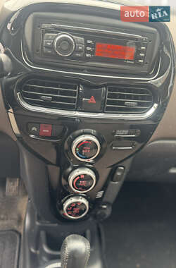 Хэтчбек Citroen C-Zero 2012 в 