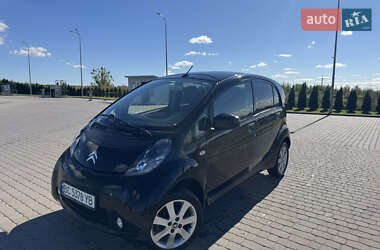 Хэтчбек Citroen C-Zero 2011 в 