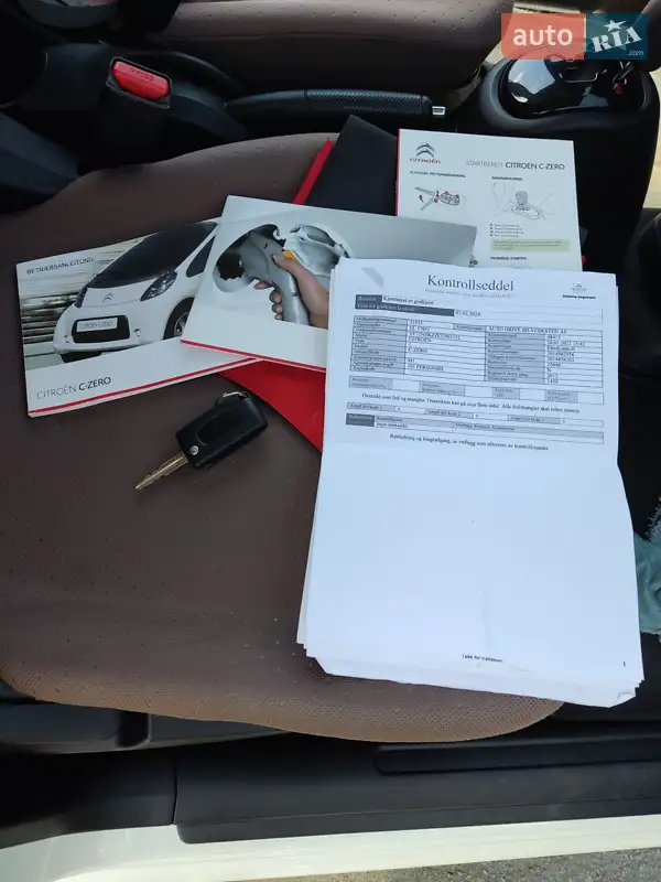 Хэтчбек Citroen C-Zero 2012 в Луцке документ