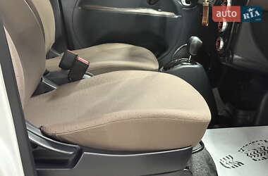 Хетчбек Citroen C-Zero 2015 в 