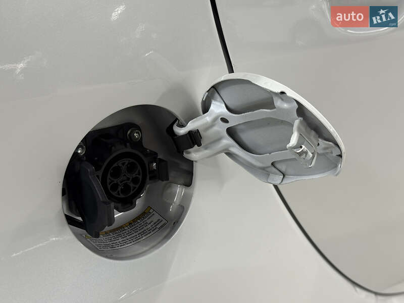 Хэтчбек Citroen C-Zero 2015 в Владимире