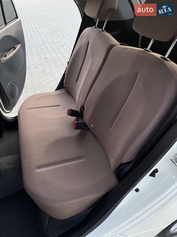 Хэтчбек Citroen C-Zero 2014 в Владимире