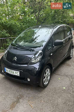 Хэтчбек Citroen C-Zero 2013 в 