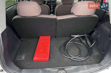 Хетчбек Citroen C-Zero 2011 в 