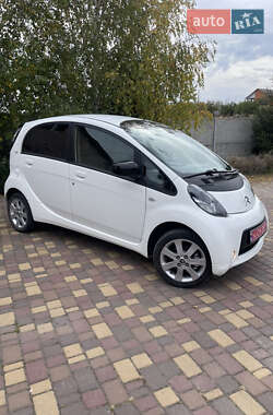 Хэтчбек Citroen C-Zero 2012 в 