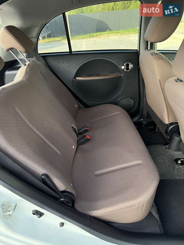 Хетчбек Citroen C-Zero 2014 в Володимирі фото 35 Хетчбек Citroen C-Zero 2014 в Володимирі