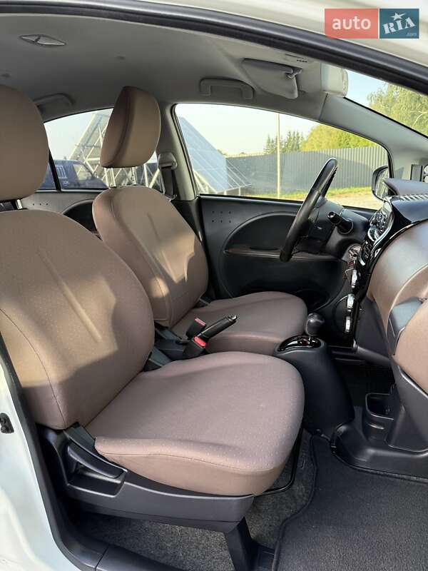 Хетчбек Citroen C-Zero 2014 в Володимирі фото 42 Хетчбек Citroen C-Zero 2014 в Володимирі