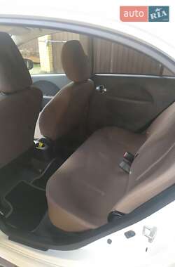 Хэтчбек Citroen C-Zero 2012 в 