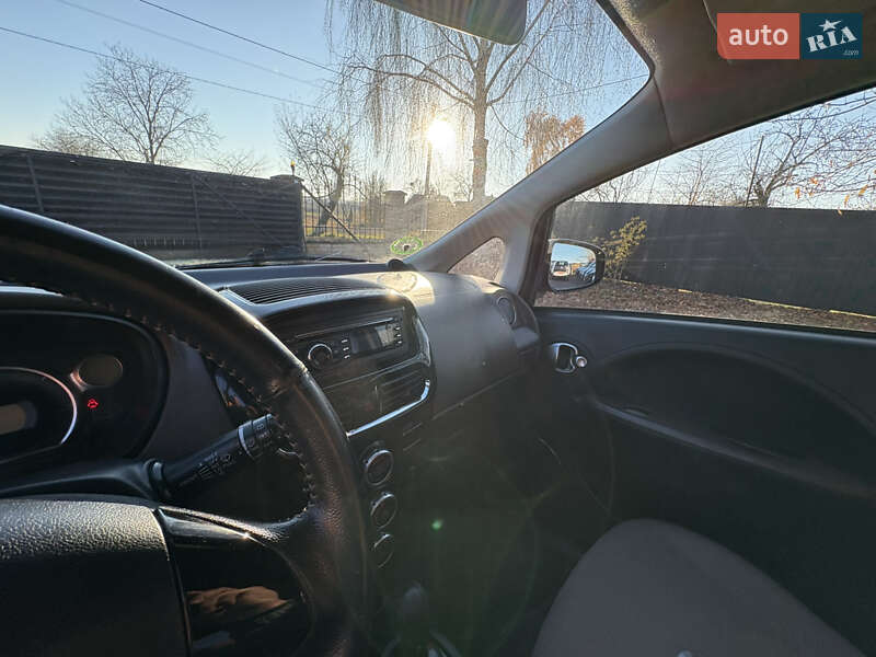 Хэтчбек Citroen C-Zero 2014 в Луцке фото 19 Хэтчбек Citroen C-Zero 2014 в Луцке