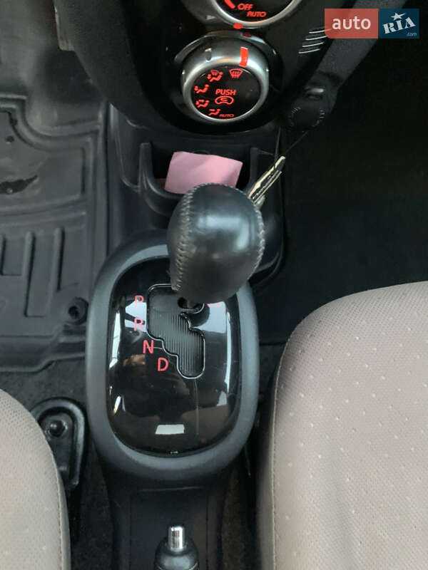 Хэтчбек Citroen C-Zero 2011 в Луцке фото 21 Хэтчбек Citroen C-Zero 2011 в Луцке