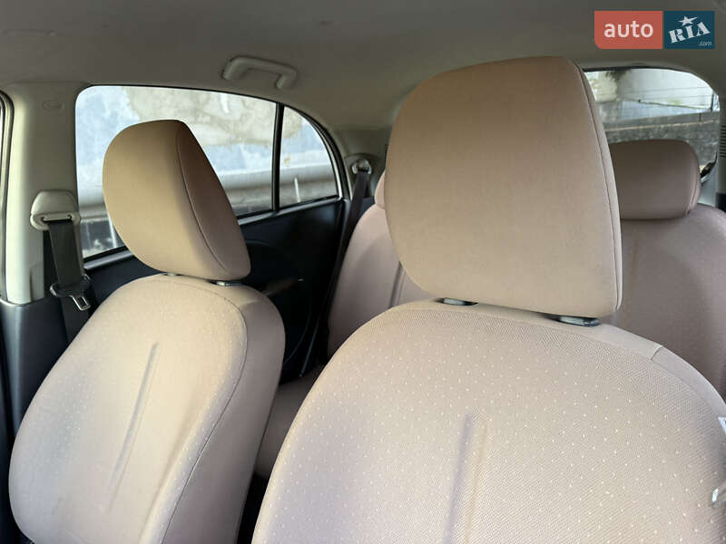 Хэтчбек Citroen C-Zero 2013 в Ровно фото 46 Хэтчбек Citroen C-Zero 2013 в Ровно