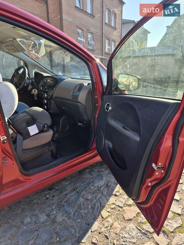 Хэтчбек Citroen C-Zero 2015 в Луцке фото 9 Хэтчбек Citroen C-Zero 2015 в Луцке