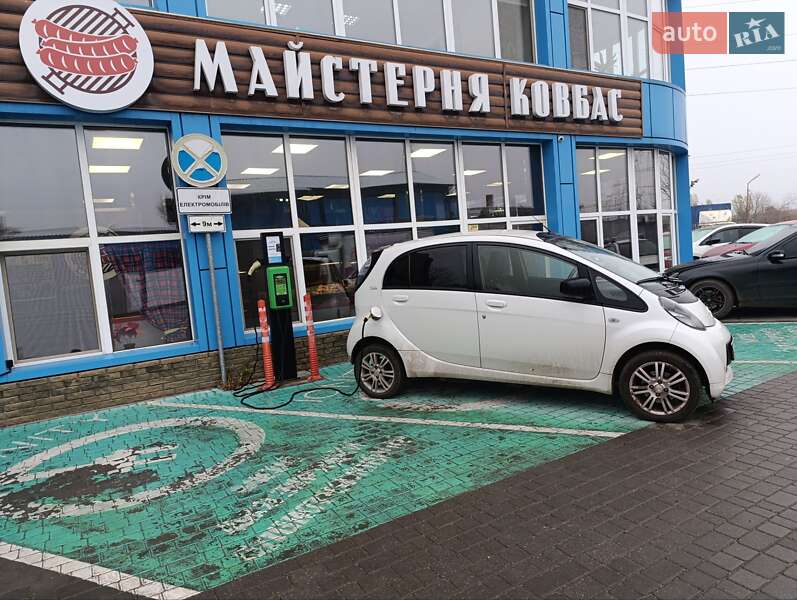 Хэтчбек Citroen C-Zero 2015 в Днепре фото Хэтчбек Citroen C-Zero 2015 в Днепре