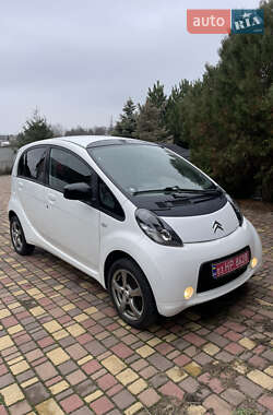 Хетчбек Citroen C-Zero 2011 в Дніпрі