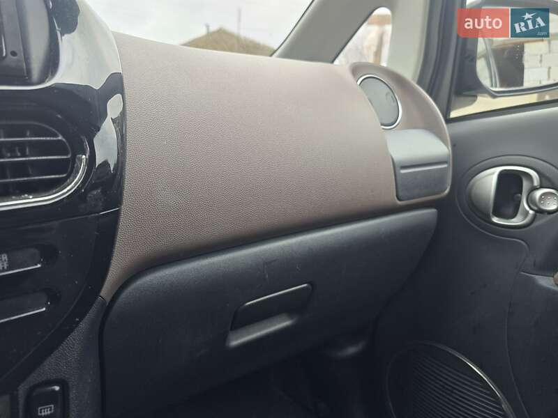 Хэтчбек Citroen C-Zero 2011 в Нежине