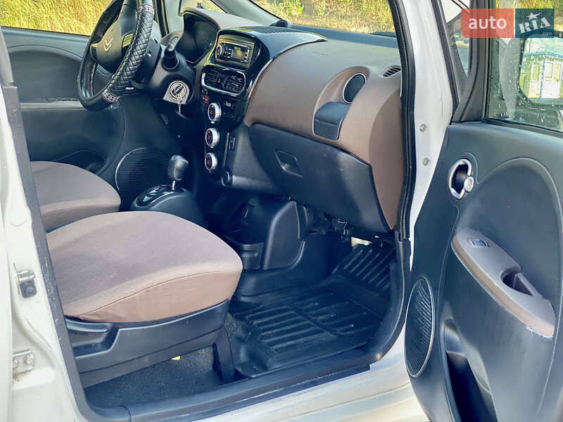 Хэтчбек Citroen C-Zero 2012 в Львове