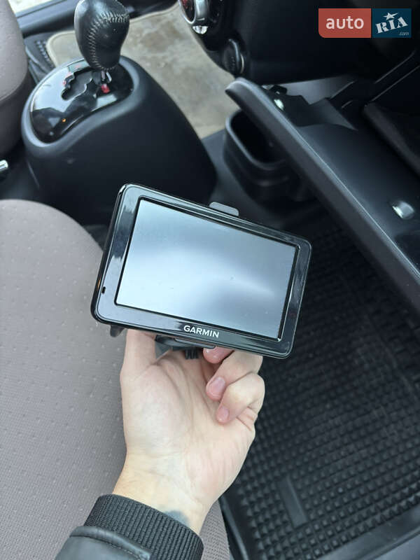 Хетчбек Citroen C-Zero 2012 в Самборі