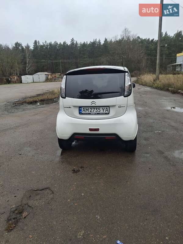 Хэтчбек Citroen C-Zero 2014 в Коростышеве