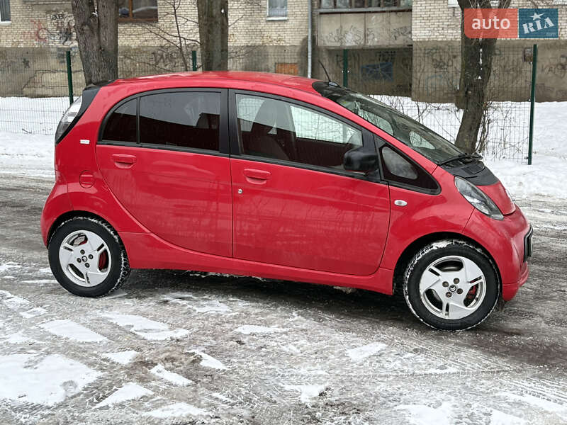 Хетчбек Citroen C-Zero 2011 в Луцьку фото 3 Хетчбек Citroen C-Zero 2011 в Луцьку