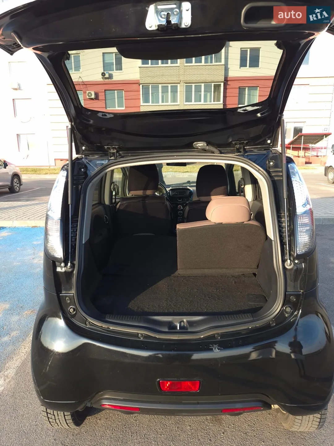 2016 Citroen C-ZERO - мініатюра 24