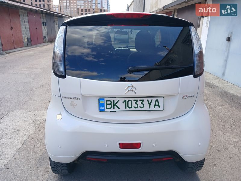 Хетчбек Citroen C-Zero 2011 в Рівному фото 12 Хетчбек Citroen C-Zero 2011 в Рівному
