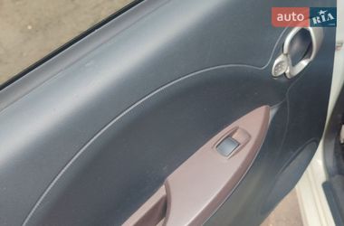 Хетчбек Citroen C-Zero 2011 в Дніпрі