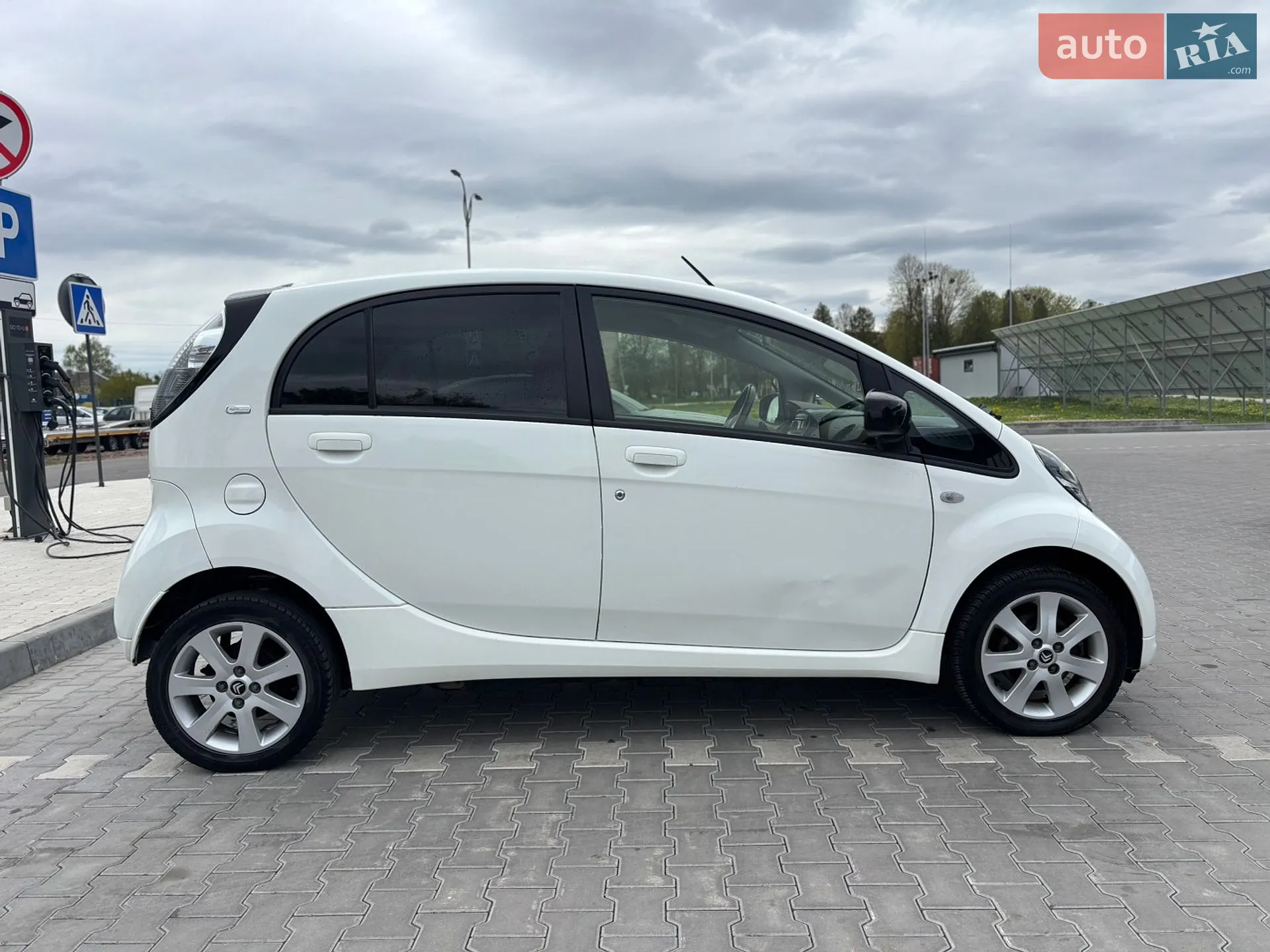 2014 Citroen C-ZERO - мініатюра 7