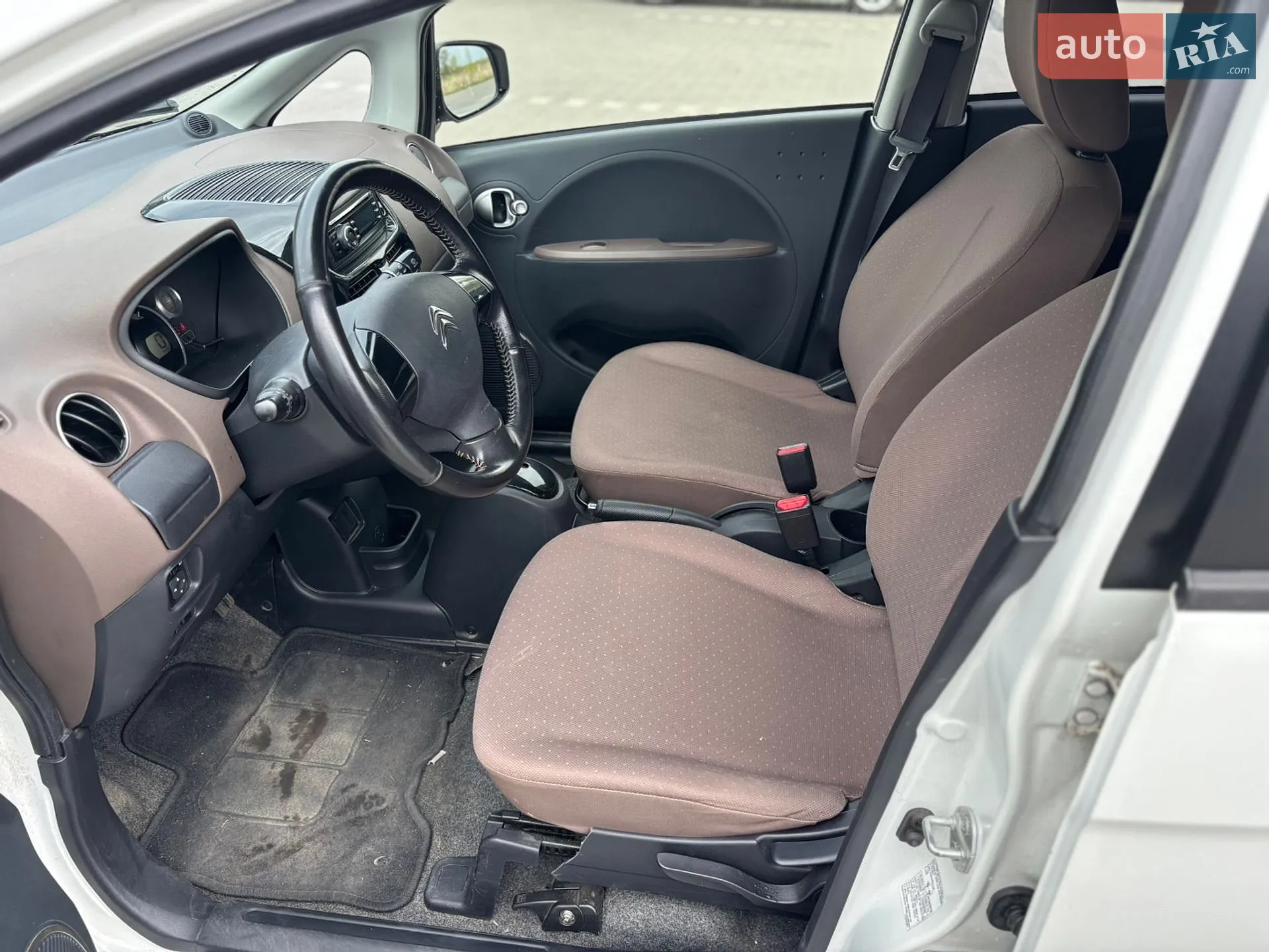 2014 Citroen C-ZERO - мініатюра 11