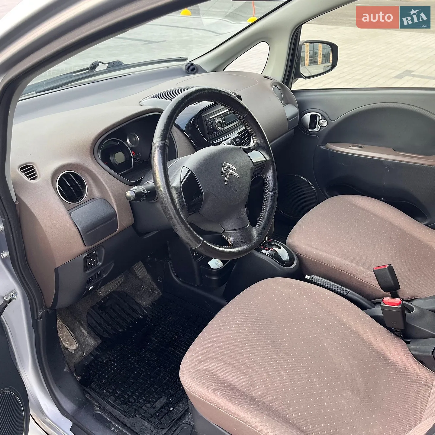 2015 Citroen C-ZERO - мініатюра 24