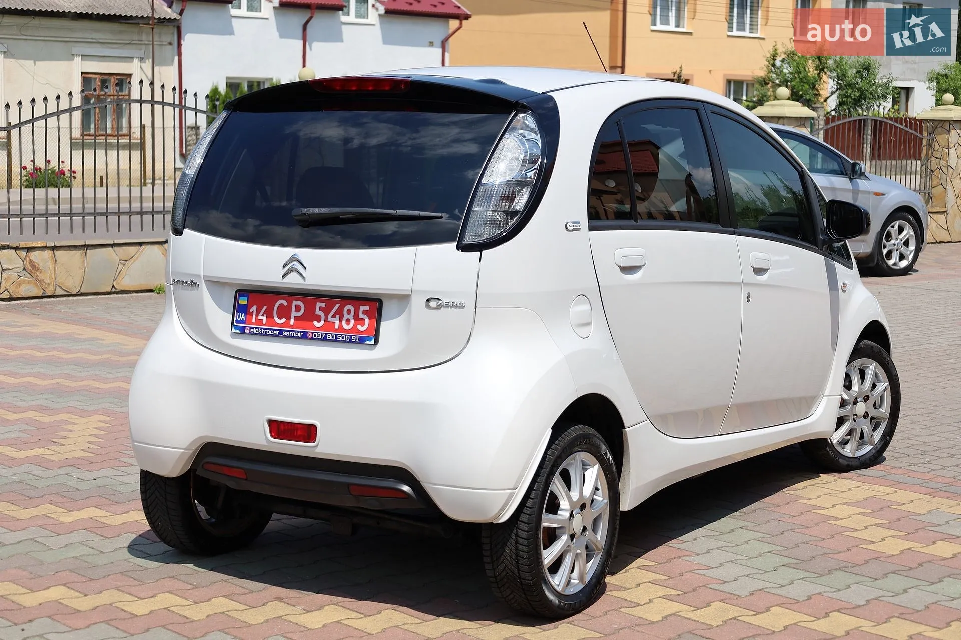 2014 Citroen C-ZERO - мініатюра 9