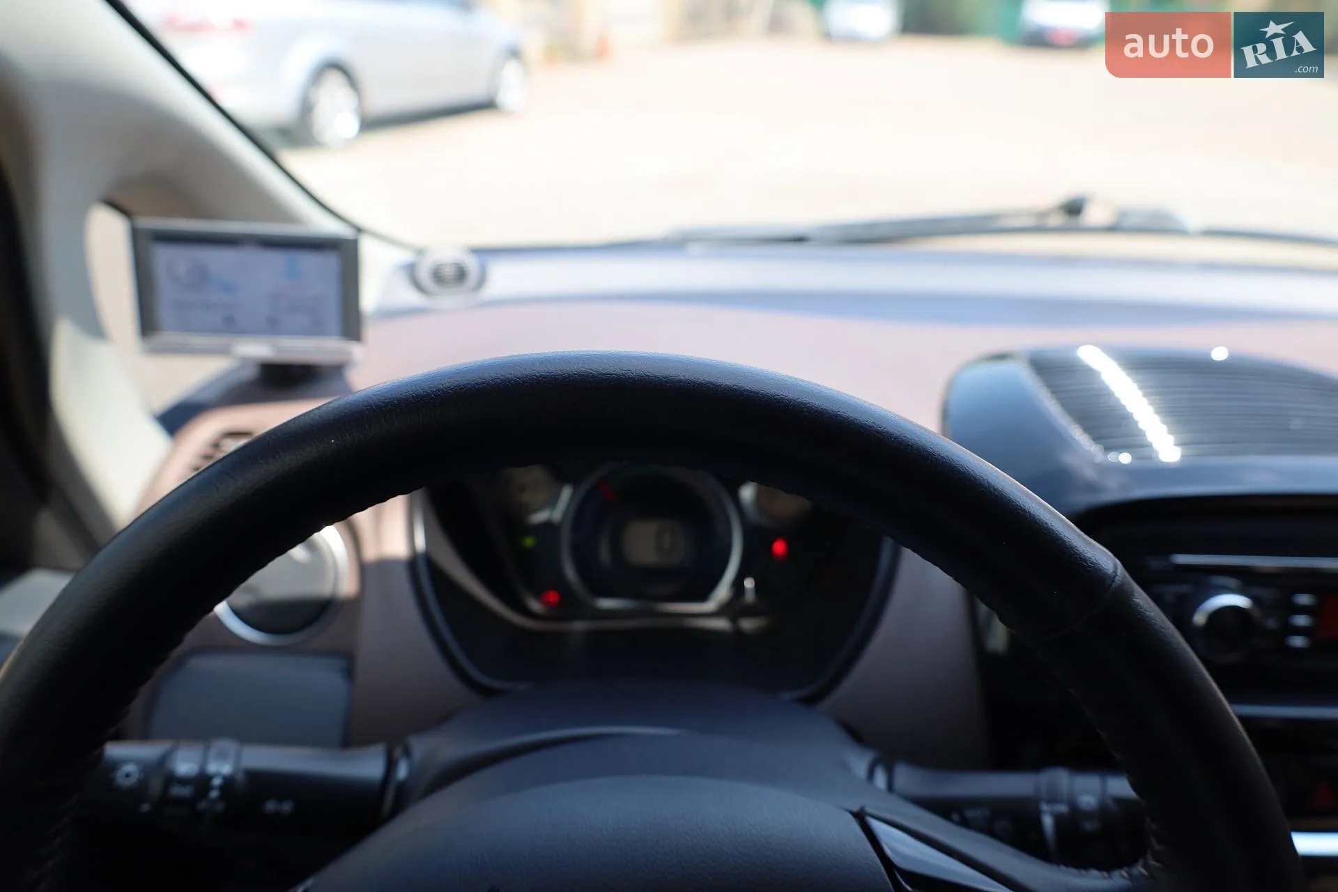 2014 Citroen C-ZERO - мініатюра 32