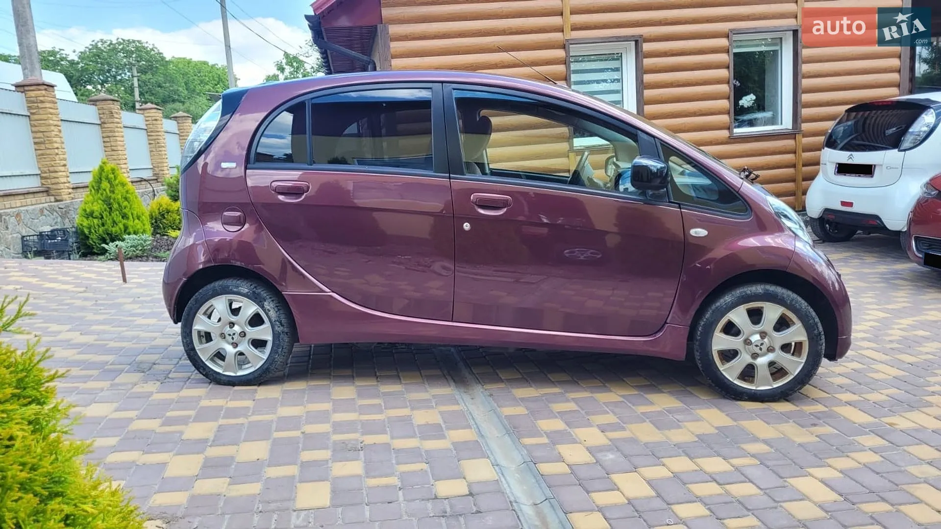 2011 Citroen C-ZERO - мініатюра 4