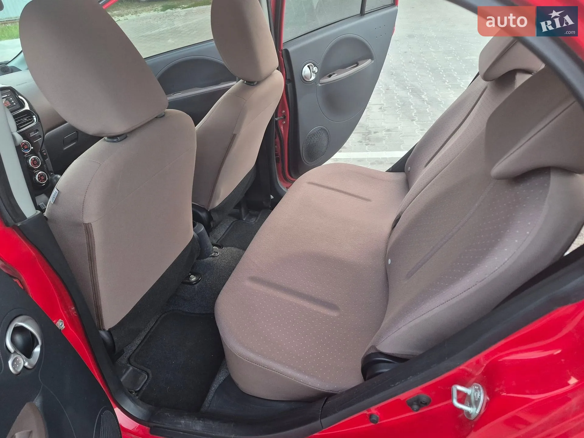2011 Citroen C-ZERO - мініатюра 12