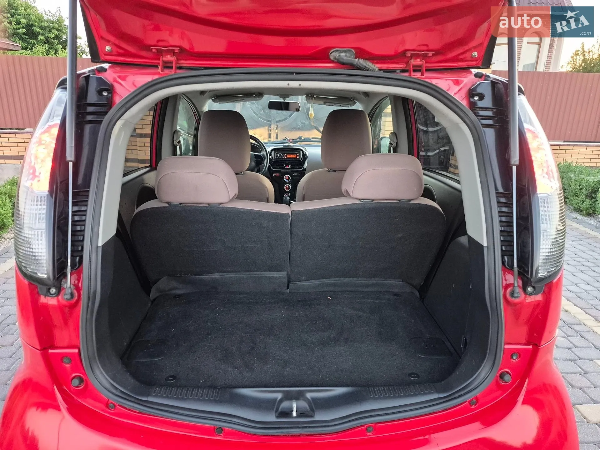 2013 Citroen C-ZERO - мініатюра 11