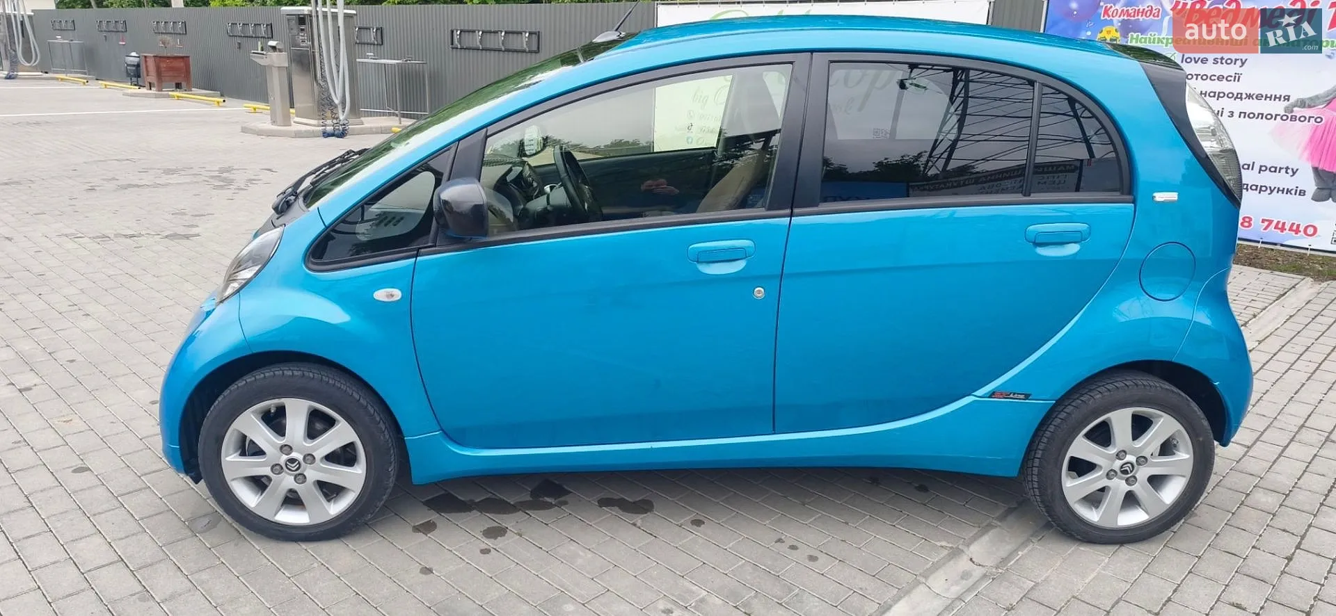 2015 Citroen C-ZERO - мініатюра 9