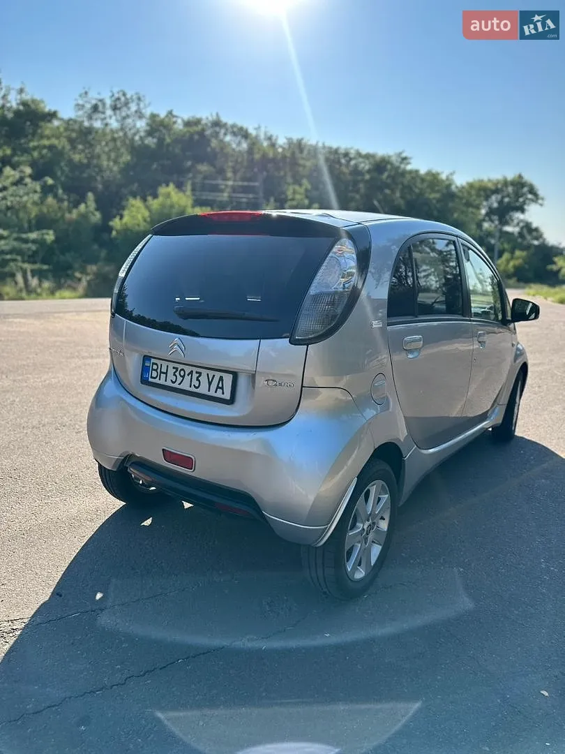 2011 Citroen C-ZERO - мініатюра 5