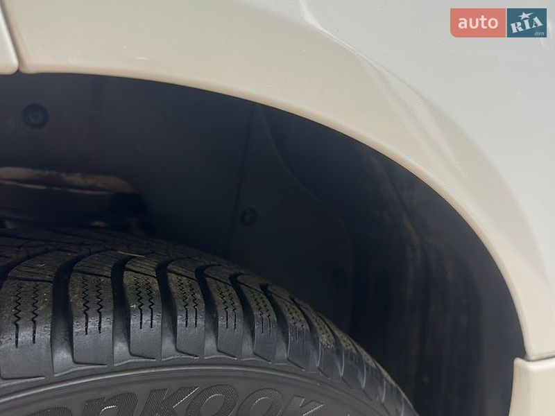 Хэтчбек Citroen C-Zero 2011 в Владимире фото 16 Хэтчбек Citroen C-Zero 2011 в Владимире