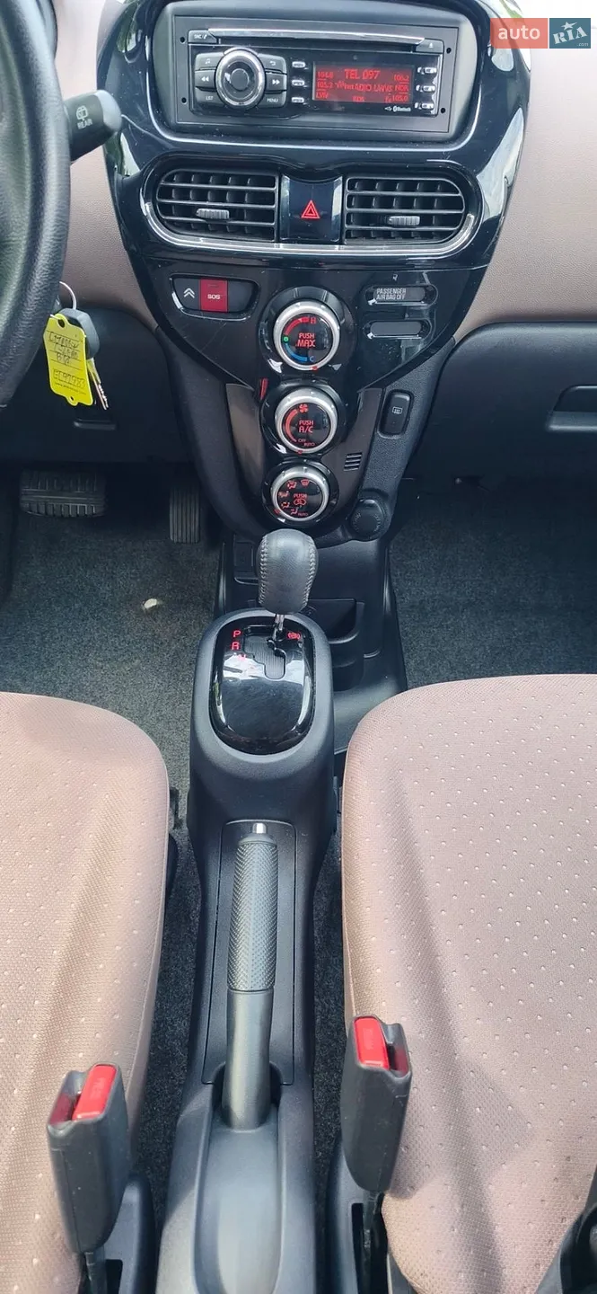 2015 Citroen C-ZERO - мініатюра 26