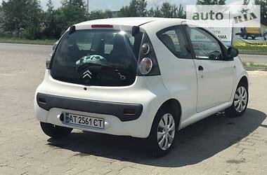 Хэтчбек Citroen C1 2012 в 