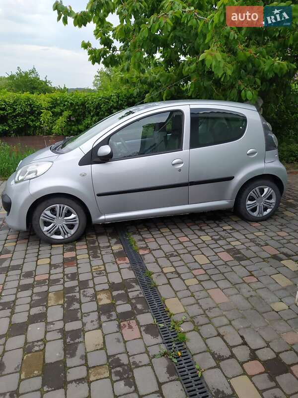 Хэтчбек Citroen C1 2007 в Ровно