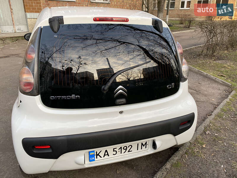 Хэтчбек Citroen C1 2013 в Казатине