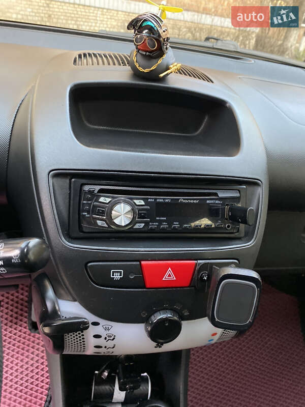 Хэтчбек Citroen C1 2013 в Казатине