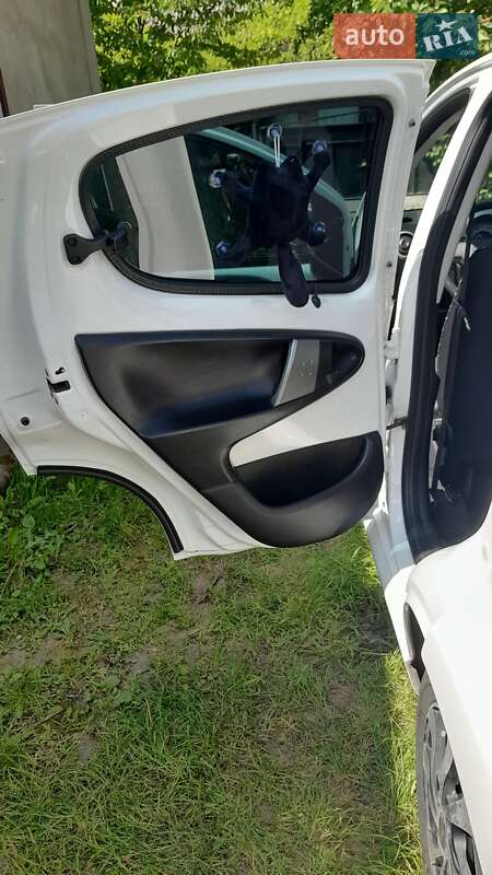 Хетчбек Citroen C1 2012 в Одесі