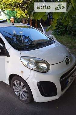 Хэтчбек Citroen C1 2013 в Киеве