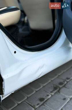 Хэтчбек Citroen C1 2009 в 