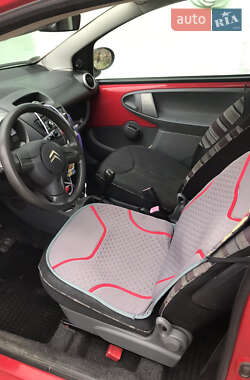 Хэтчбек Citroen C1 2010 в 