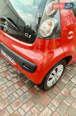 Хетчбек Citroen C1 2008 в 