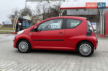 Хэтчбек Citroen C1 2006 в 