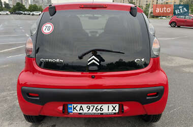 Хэтчбек Citroen C1 2011 в 