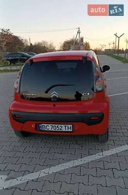 Хэтчбек Citroen C1 2011 в 